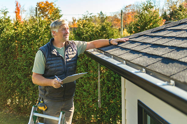 Professional Roofing technician working in Saluda, SC